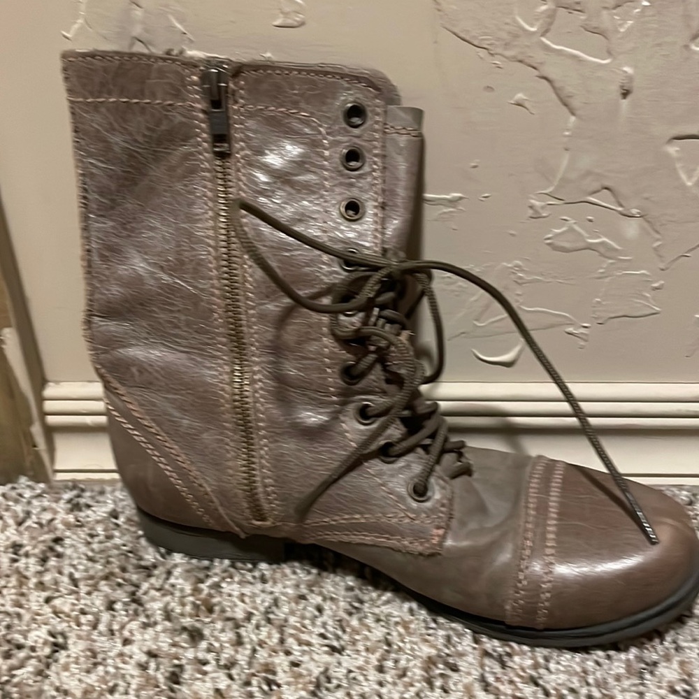 Steve Madden boots